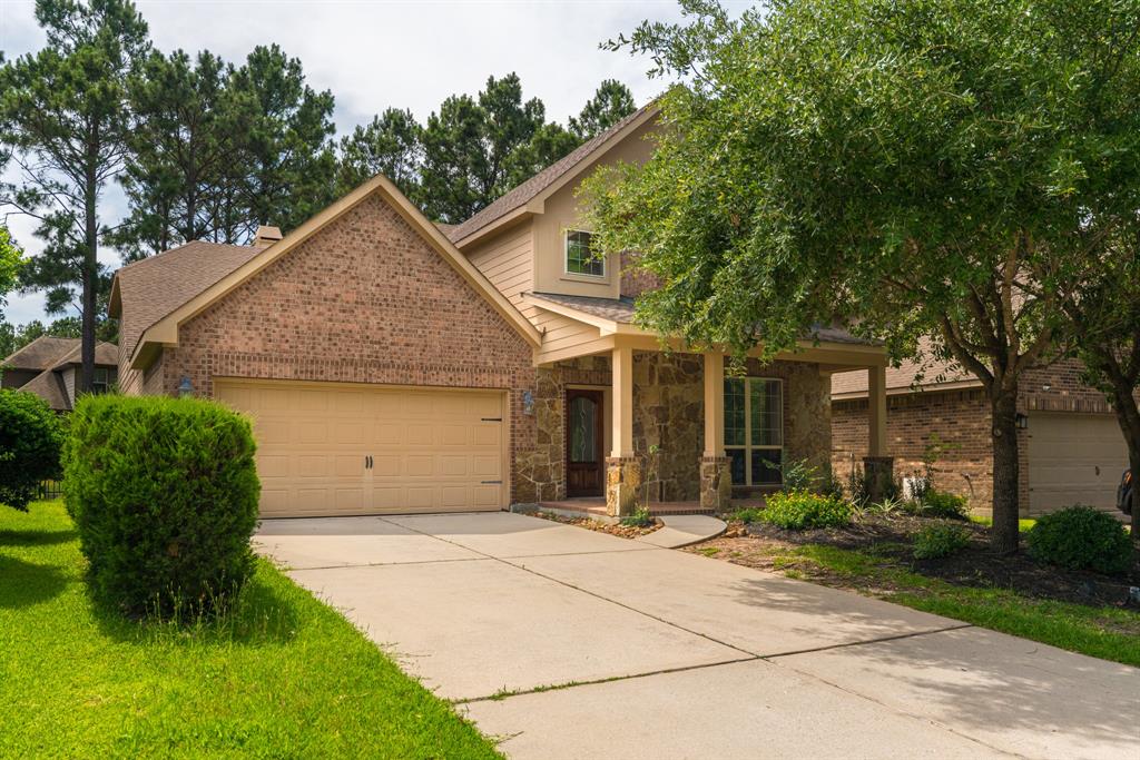 51 N Marshside Place, Spring, Texas image 1