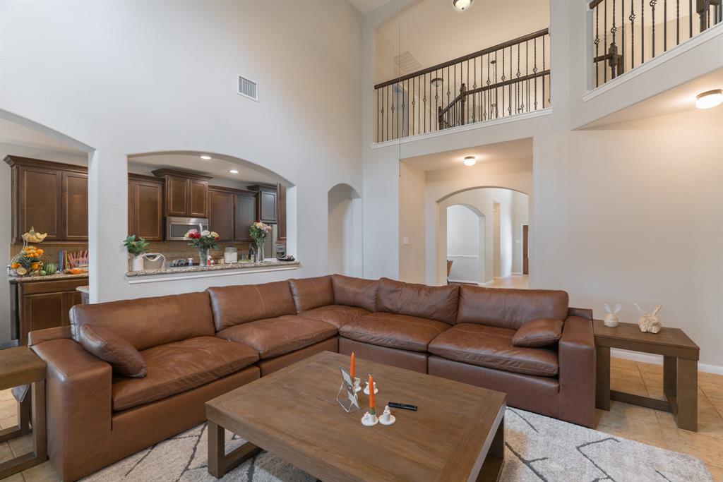 51 N Marshside Place, Spring, Texas image 14