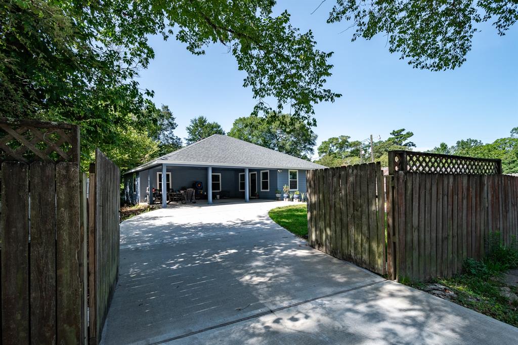 26752 Diamond Square
