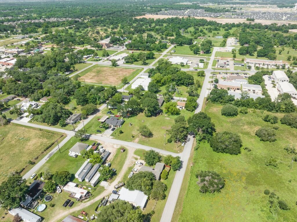 8108 Syms Street, Fulshear, Texas image 4