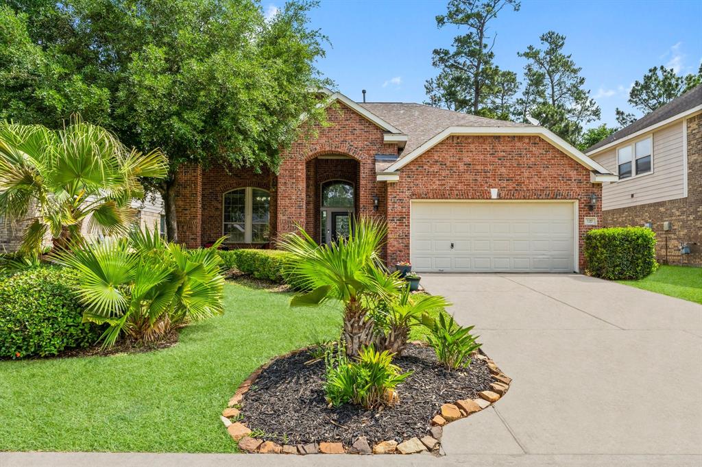 127 S Rocky Point Circle, Spring, Texas image 2