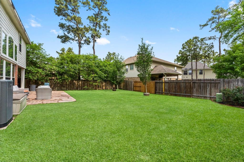127 S Rocky Point Circle, Spring, Texas image 25