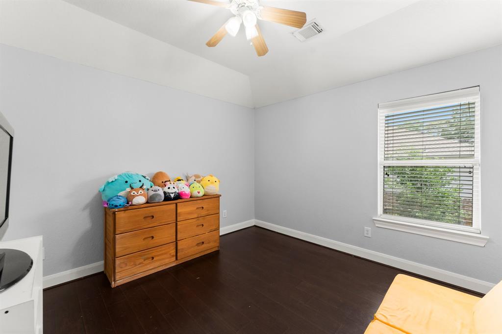 127 S Rocky Point Circle, Spring, Texas image 21