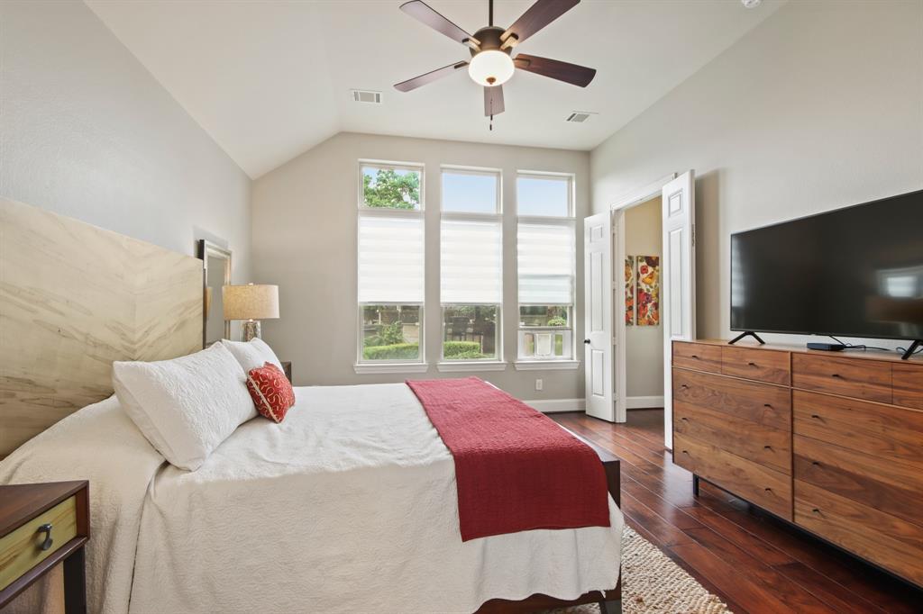 8307 Floating Heart Court, Conroe, Texas image 15