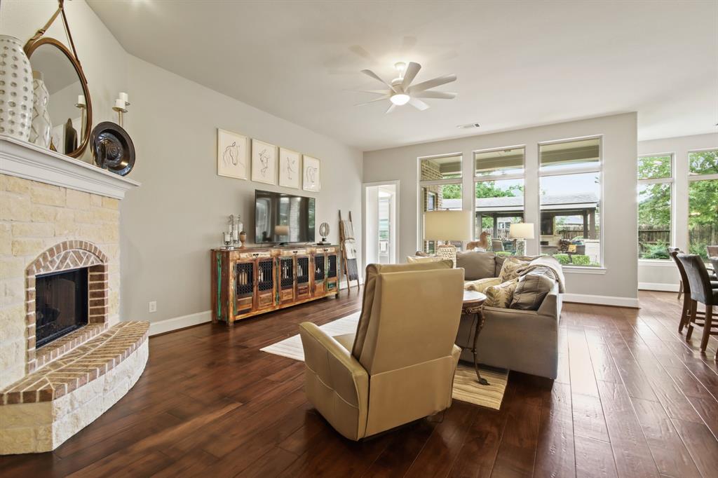 8307 Floating Heart Court, Conroe, Texas image 6