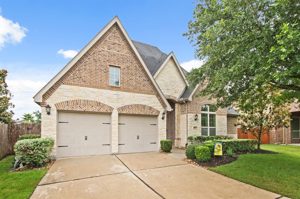 8307 Floating Heart Court, Conroe, Texas image 3