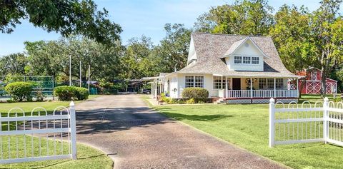 2416 Washington Avenue Pearland TX 77581