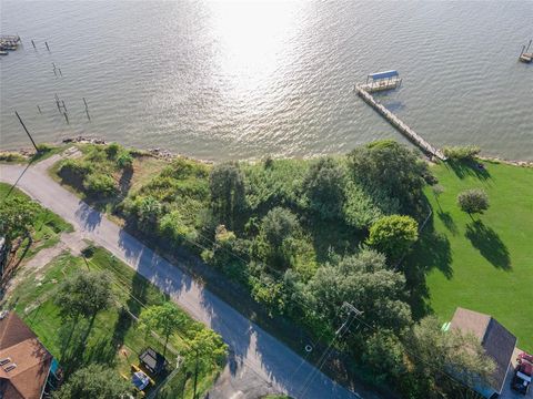 Vacant Land For Sale - 0000 12th<br/> San Leon, TX 77539