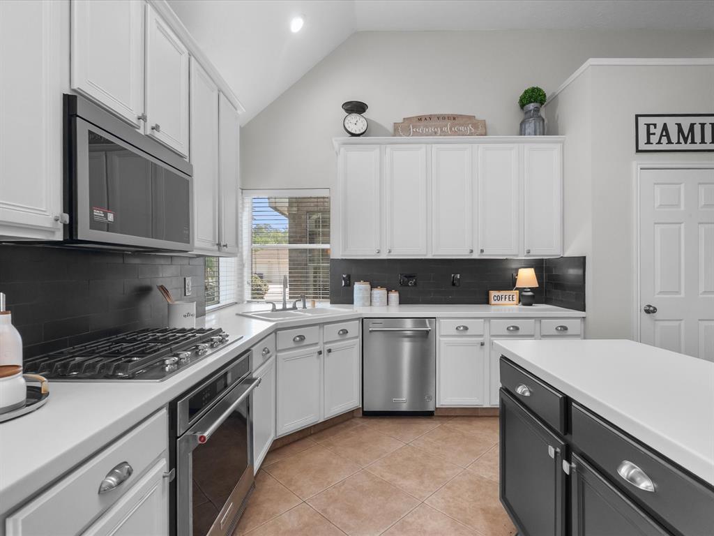 30603 Tealcrest Estates Drive, Spring, Texas image 13