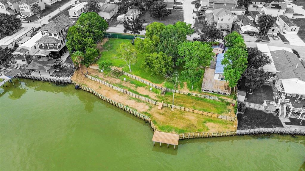 3014 Bay Oaks Harbor Drive
