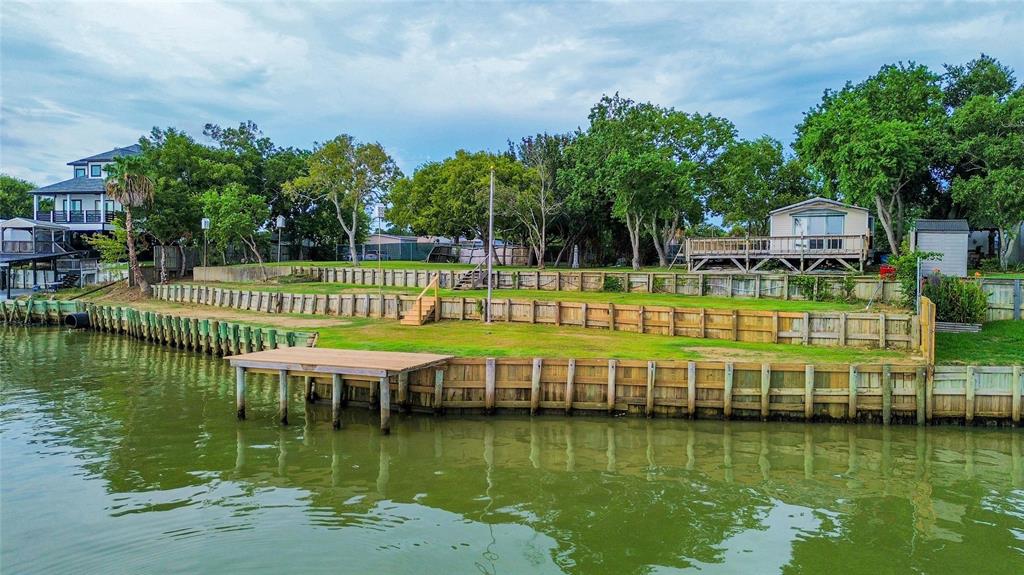 3014 Bay Oaks Harbor Drive