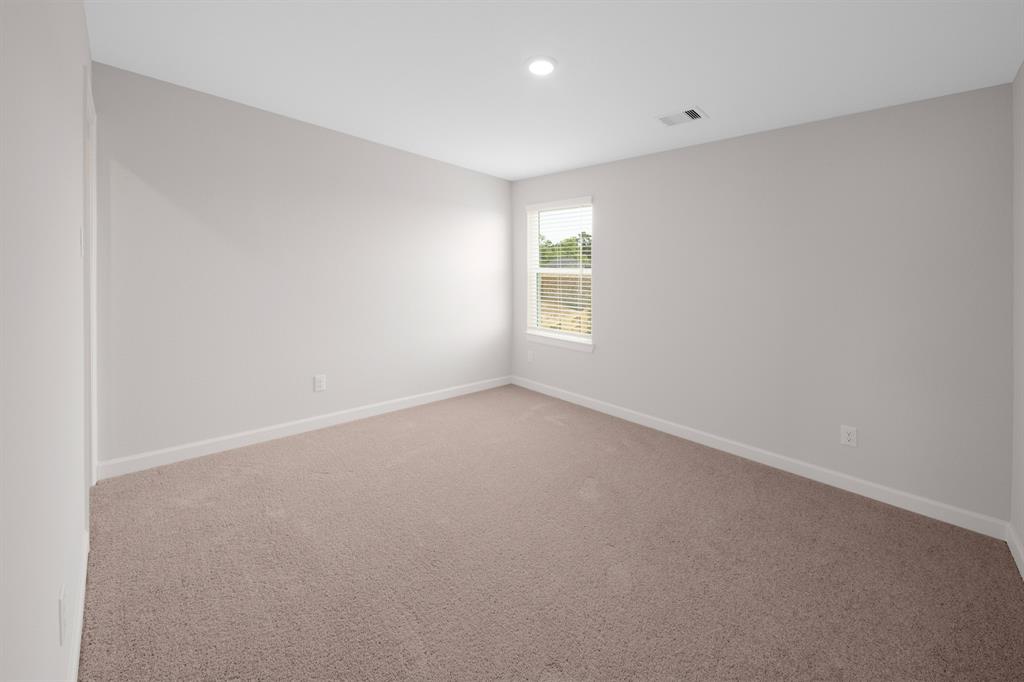 6139 White Spruce Drive, Conroe, Texas image 10