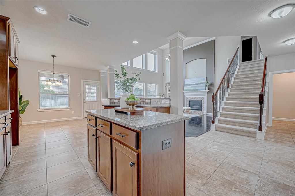 8231 Groveland Hills Drive, Cypress, Texas image 12