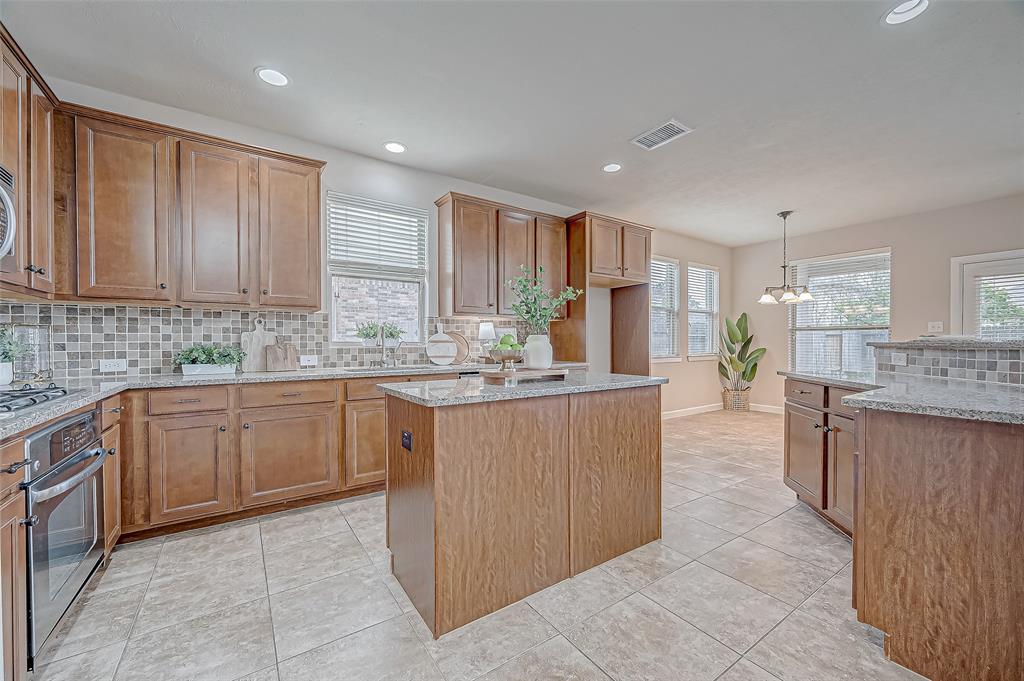 8231 Groveland Hills Drive, Cypress, Texas image 10