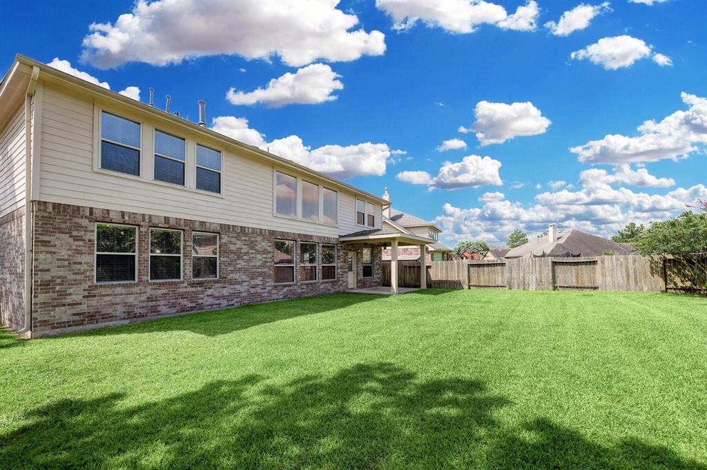 8231 Groveland Hills Drive, Cypress, Texas image 35