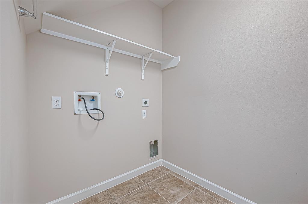 8231 Groveland Hills Drive, Cypress, Texas image 14