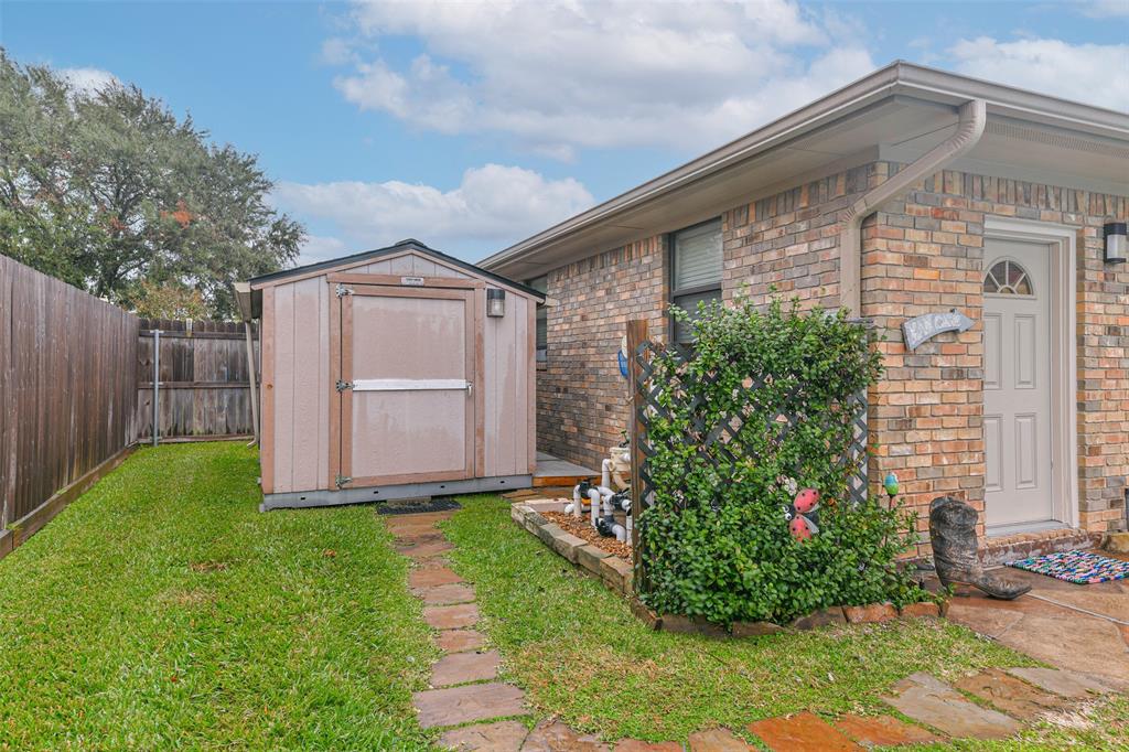 2317 E Reata Drive, Deer Park, Texas image 39