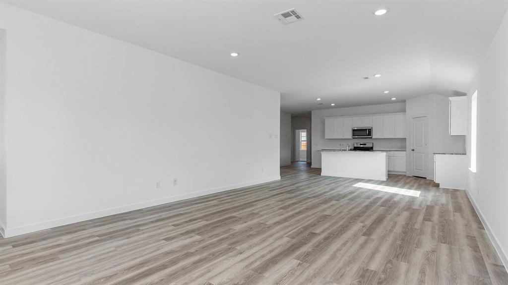 2422 Cherry Ruby Drive, Iowa Colony, Texas image 8