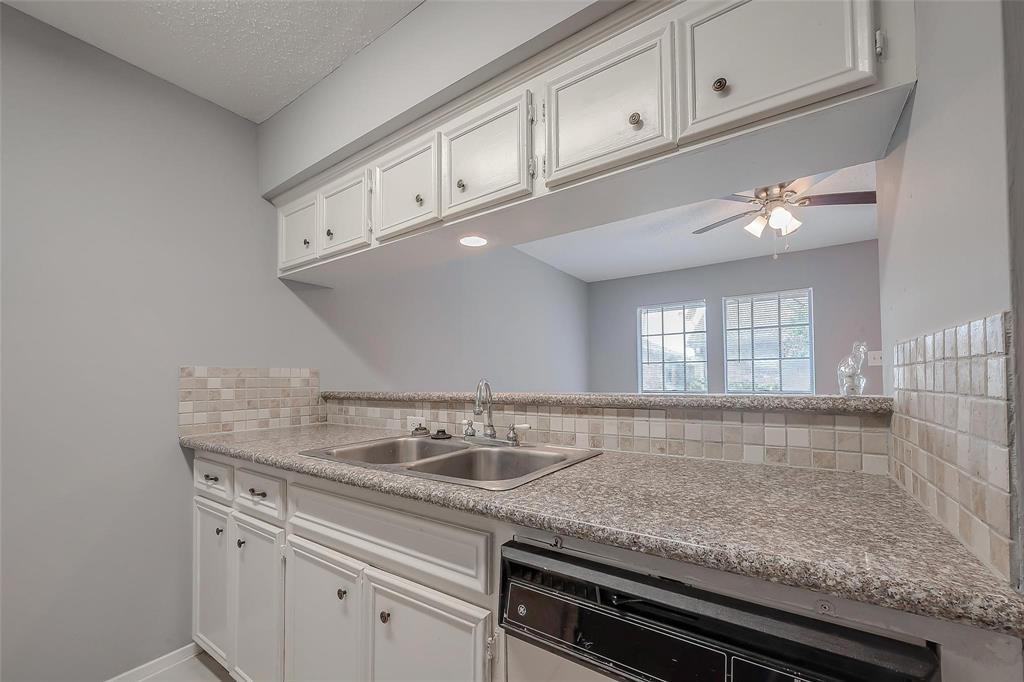 1016 Tri Oaks Lane #92, Houston, Texas image 9