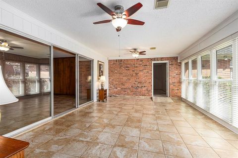 A home in Alvin