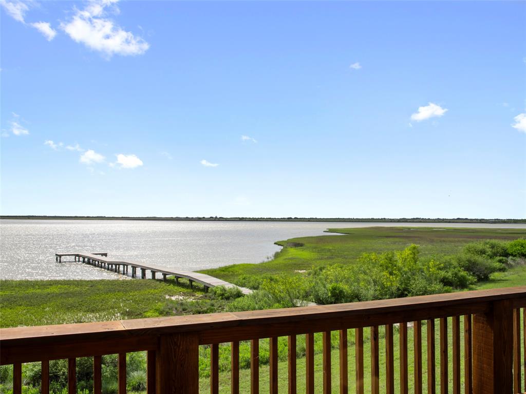 3077 Palacios Bay Drive, Palacios, Texas image 10