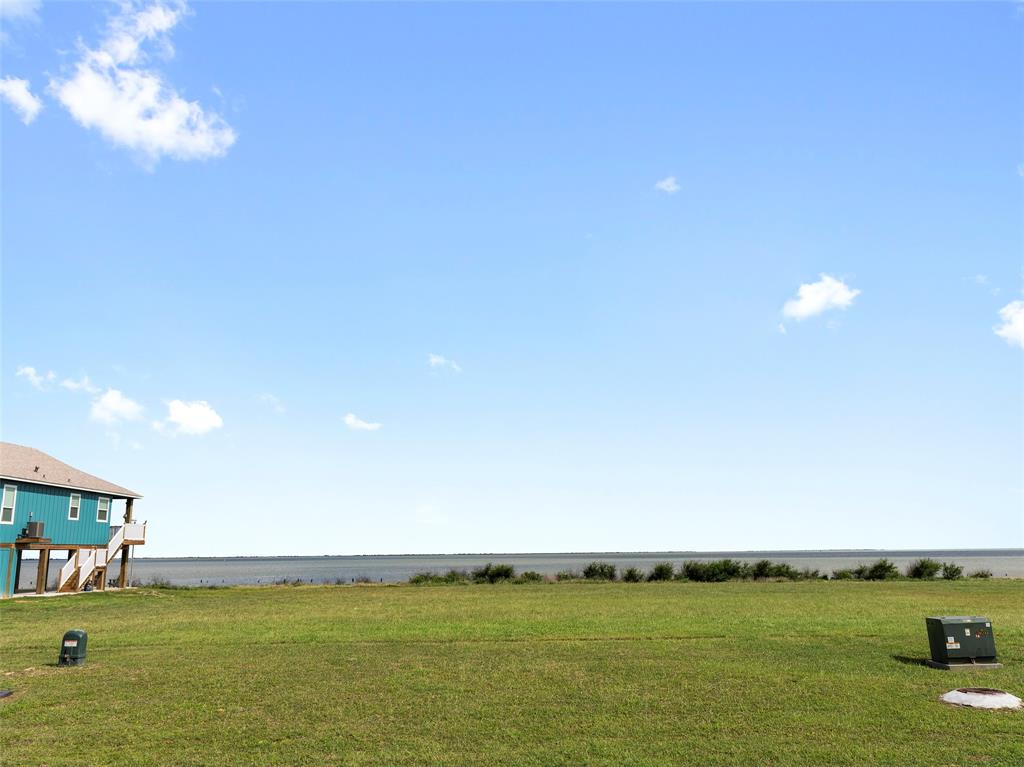 3077 Palacios Bay Drive, Palacios, Texas image 4