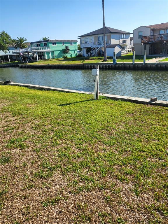 106 Driftwood Road, Freeport, Texas image 4