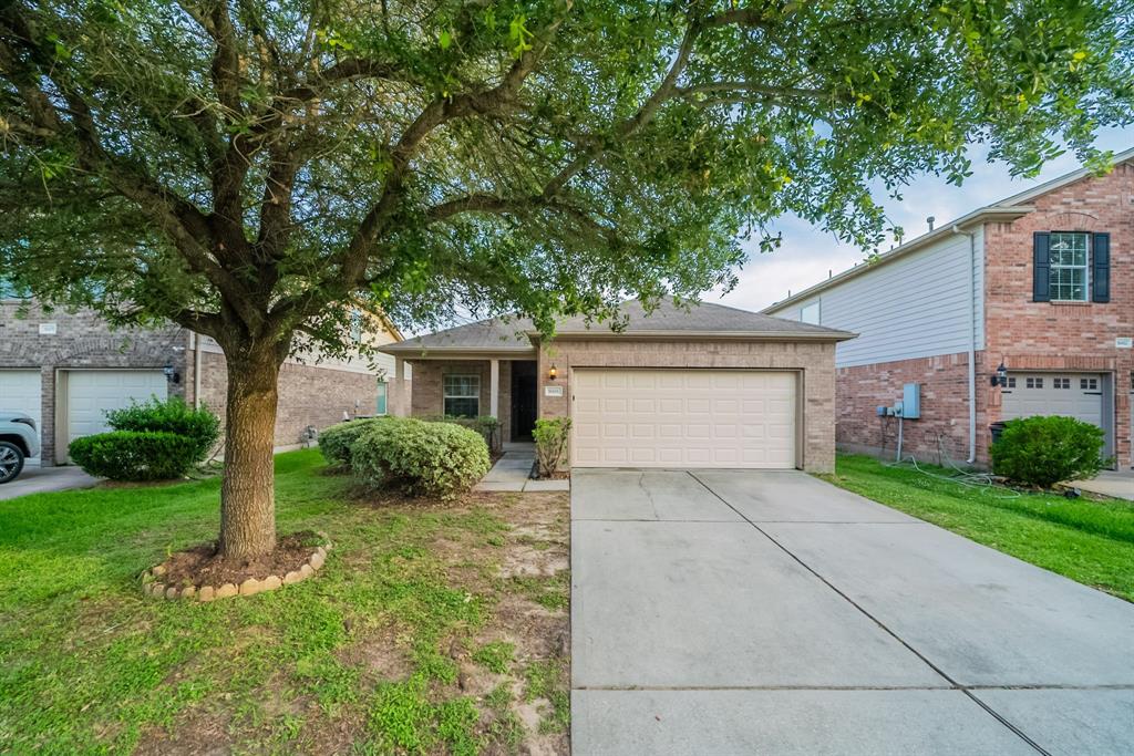 16466 Mandate Drive, Houston, Texas image 1