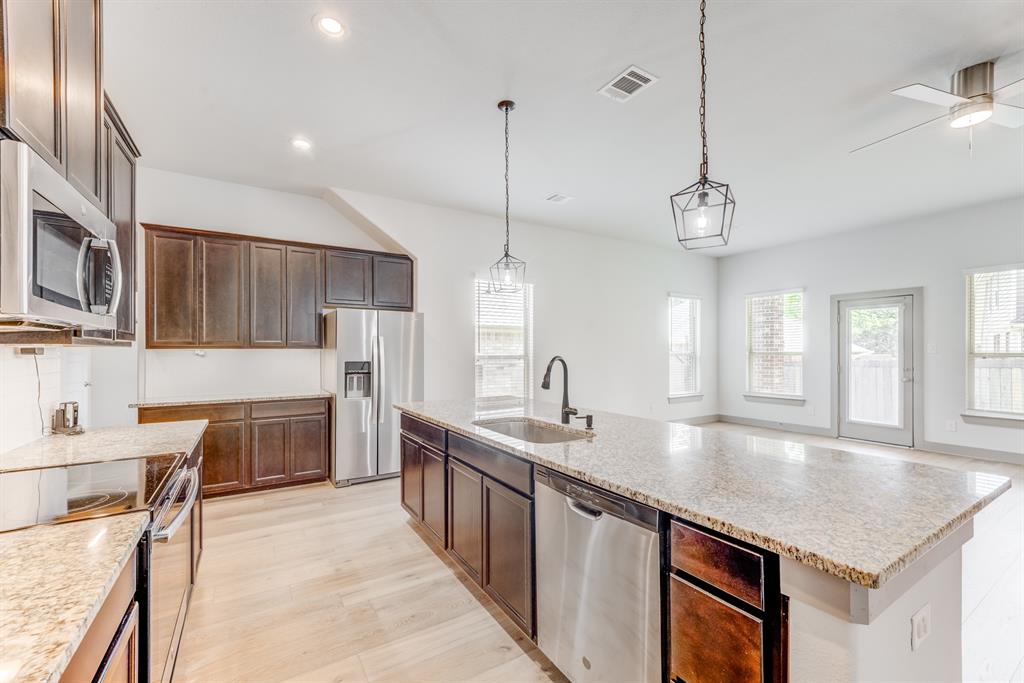 11913 Mockingbird Lane