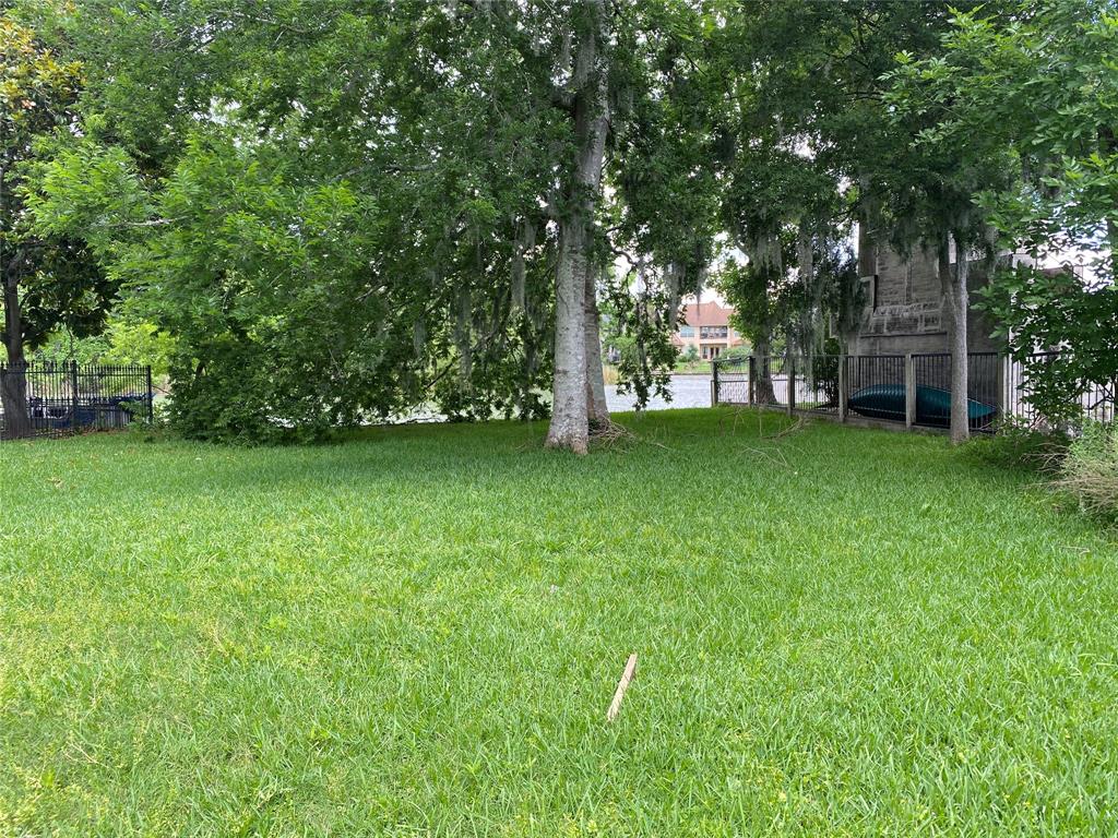 2807 Peninsulas Drive, Missouri City, Texas image 3