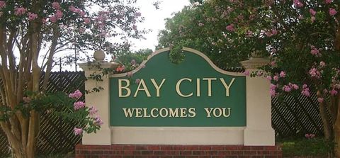 Photo of 515 7th Street, Bay City, TX 77414 (MLS # 62246071) Photo of 515 7th Street, Bay City, TX 77414 (MLS # 62246071)