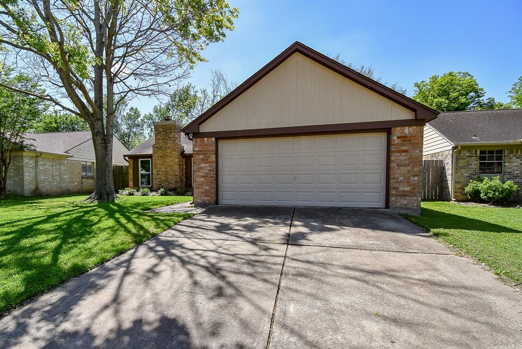 2410 Lively Lane Ln, Sugar Land, Texas image 33