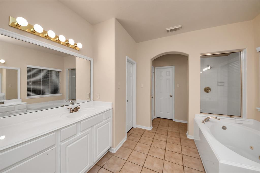 930 Allisa Street, Stafford, Texas image 36