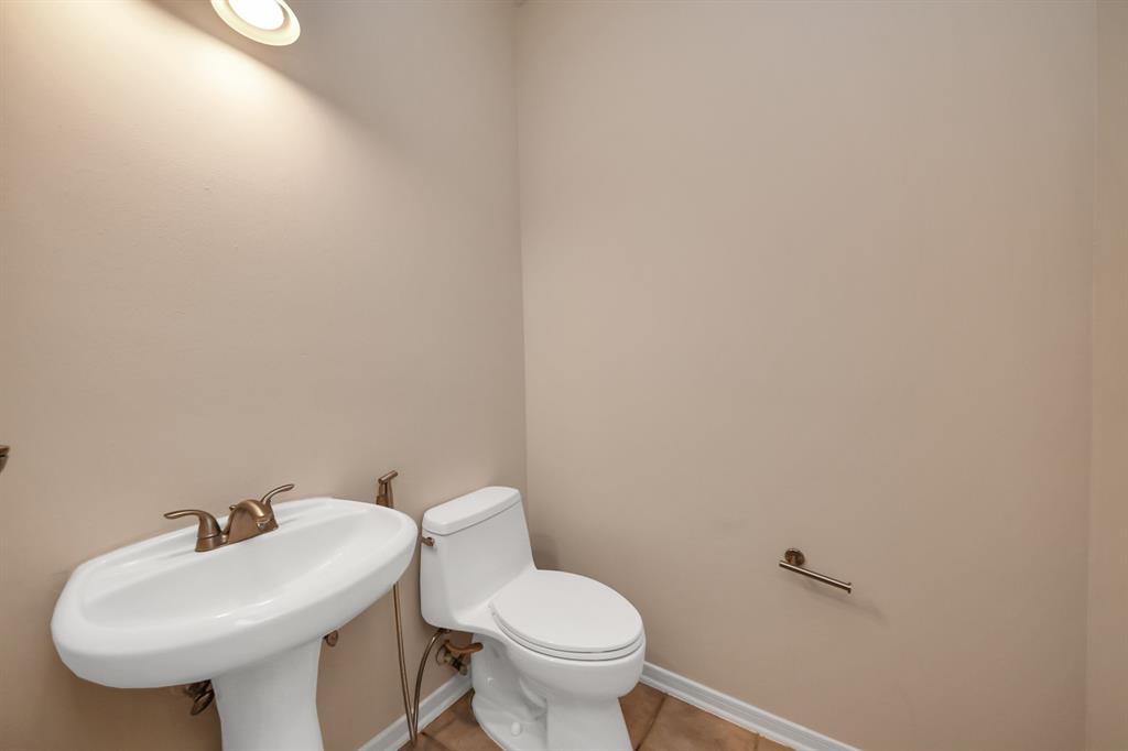 930 Allisa Street, Stafford, Texas image 28