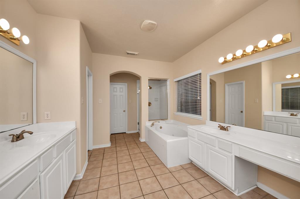930 Allisa Street, Stafford, Texas image 35
