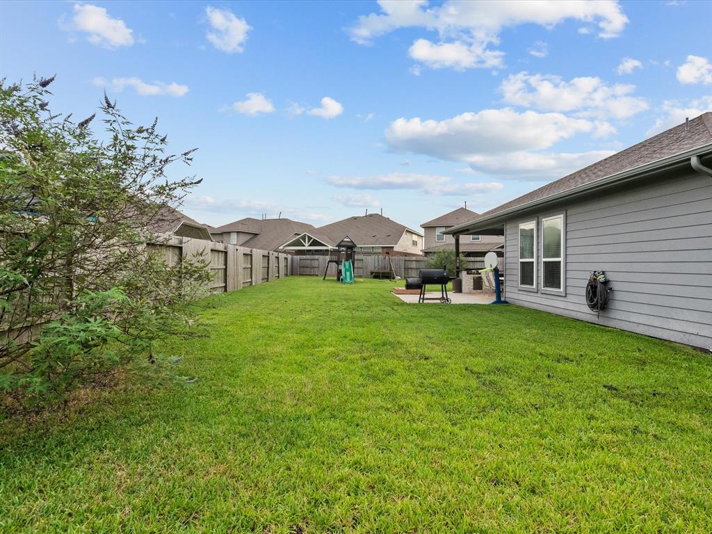 12531 Jetty Cove Drive, La Marque, Texas image 31