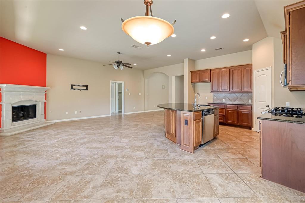 6206 Falling Briar Lane, Sugar Land, Texas image 21