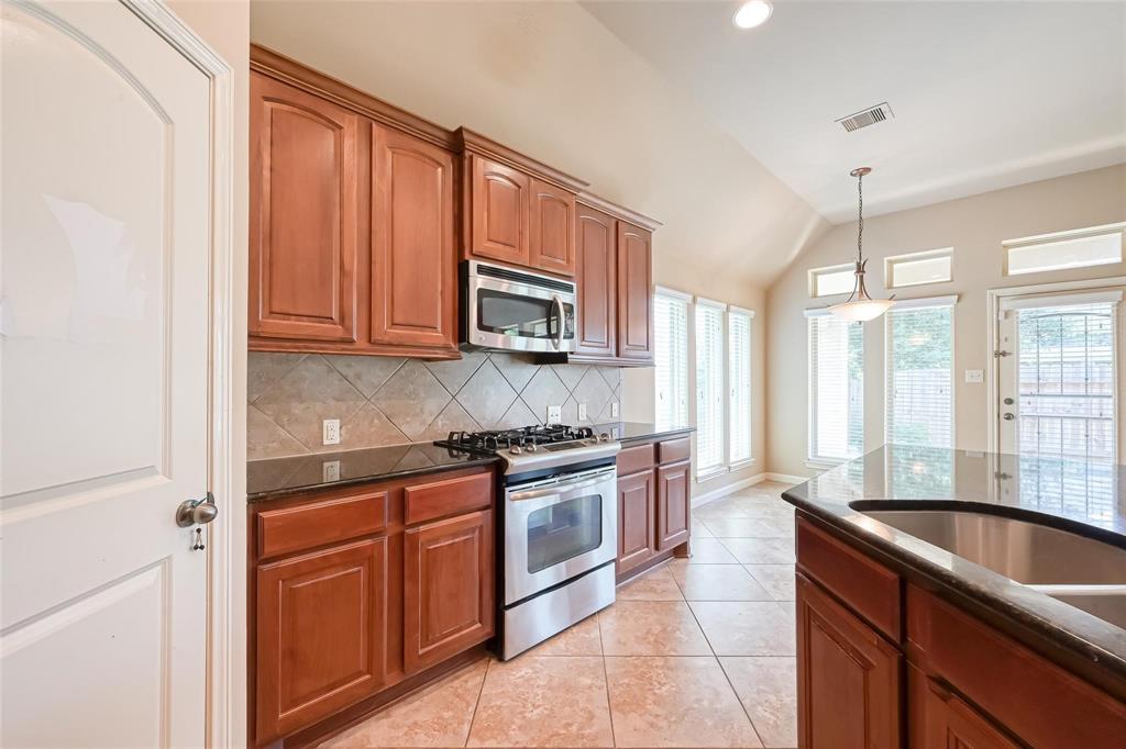 6206 Falling Briar Lane, Sugar Land, Texas image 26