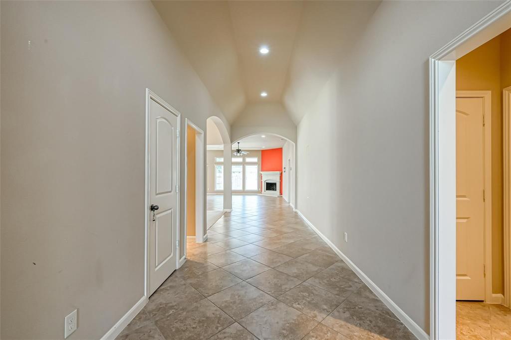 6206 Falling Briar Lane, Sugar Land, Texas image 11