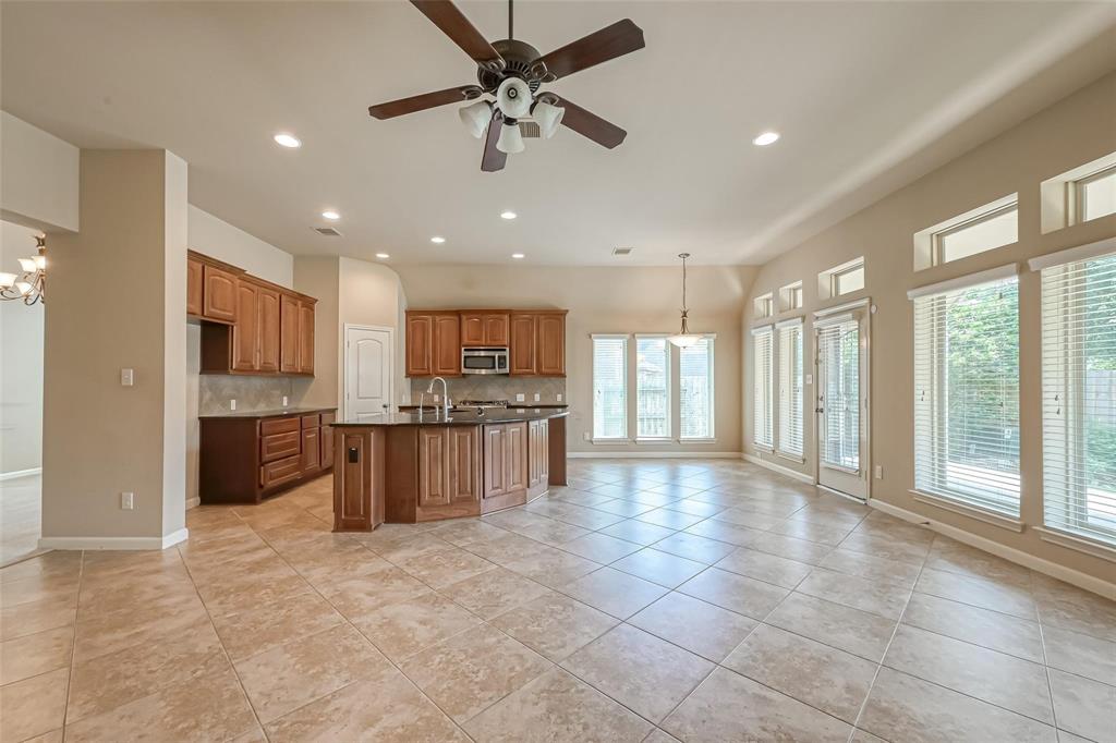 6206 Falling Briar Lane, Sugar Land, Texas image 17