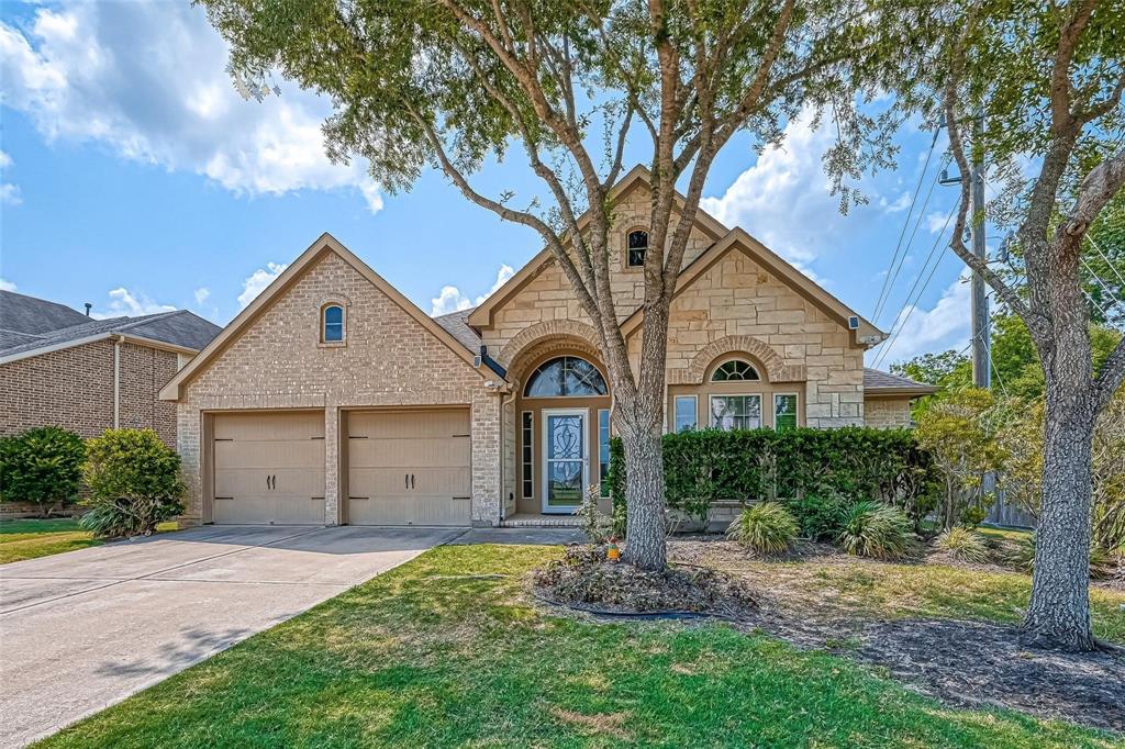 6206 Falling Briar Lane, Sugar Land, Texas image 5
