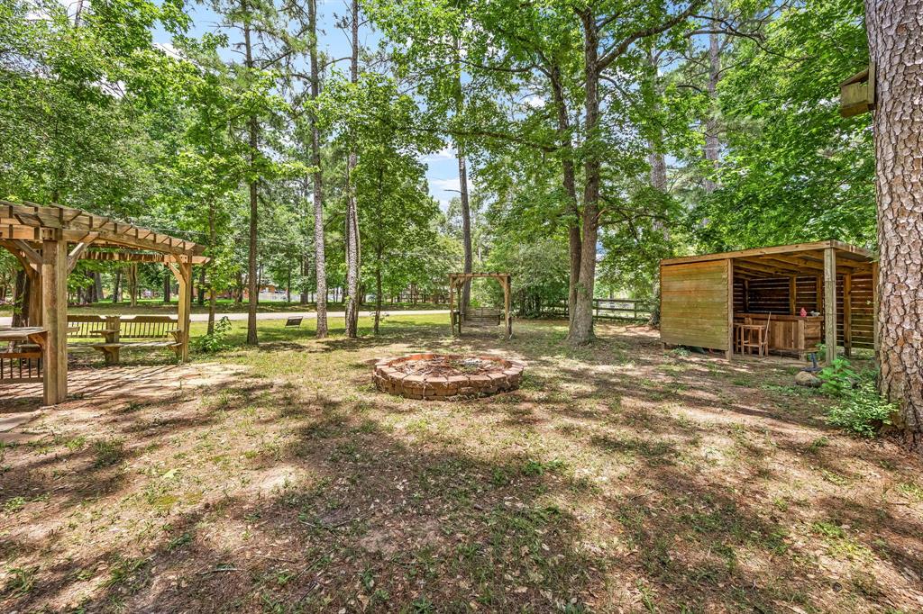 40614 Rolling Forest Drive, Magnolia, Texas image 6
