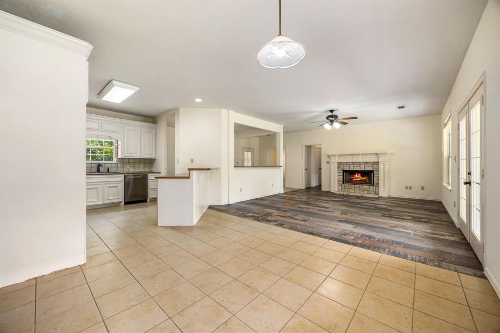 40614 Rolling Forest Drive, Magnolia, Texas image 15