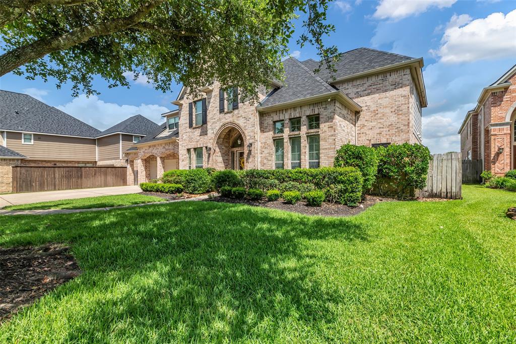 13710 Elm Shores Drive