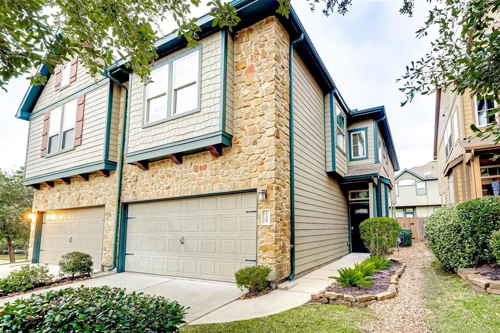 129 Cheswood Manor Drive, The Woodlands, Georgia image 2