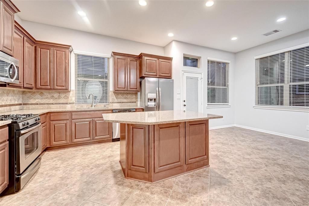 129 Cheswood Manor Drive, The Woodlands, Georgia image 12