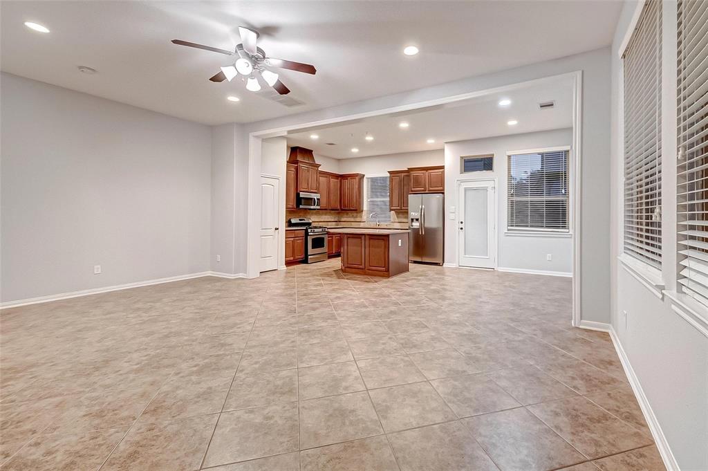 129 Cheswood Manor Drive, The Woodlands, Georgia image 8
