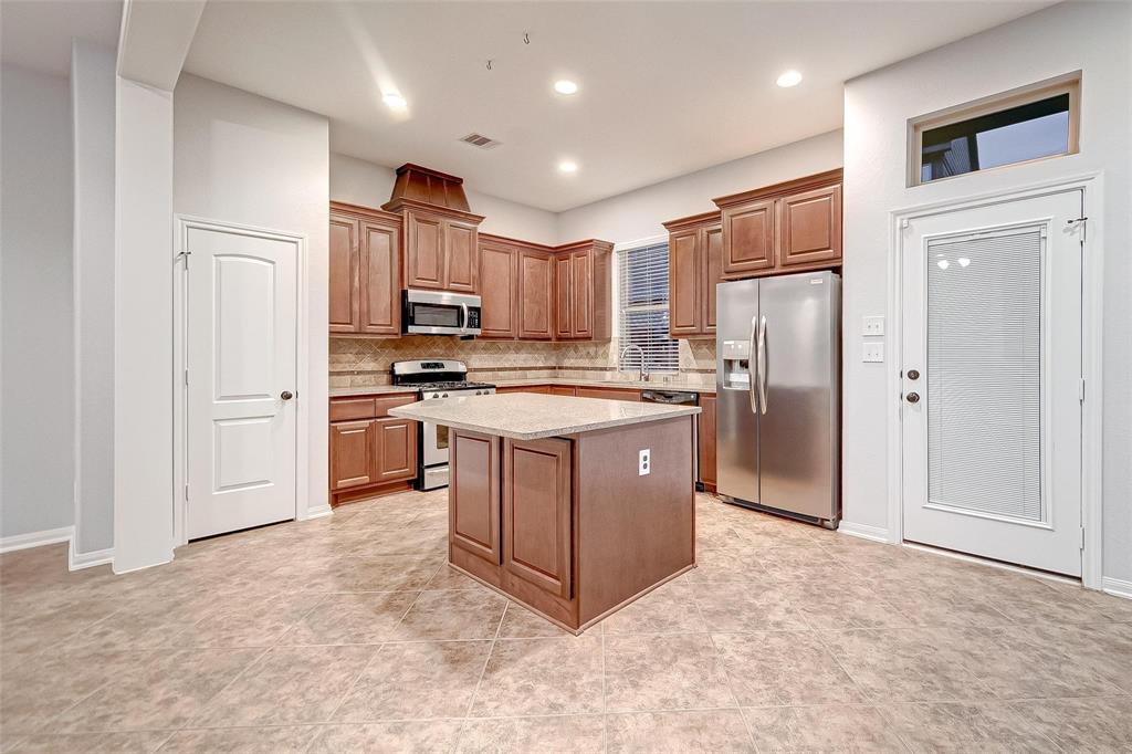 129 Cheswood Manor Drive, The Woodlands, Georgia image 10