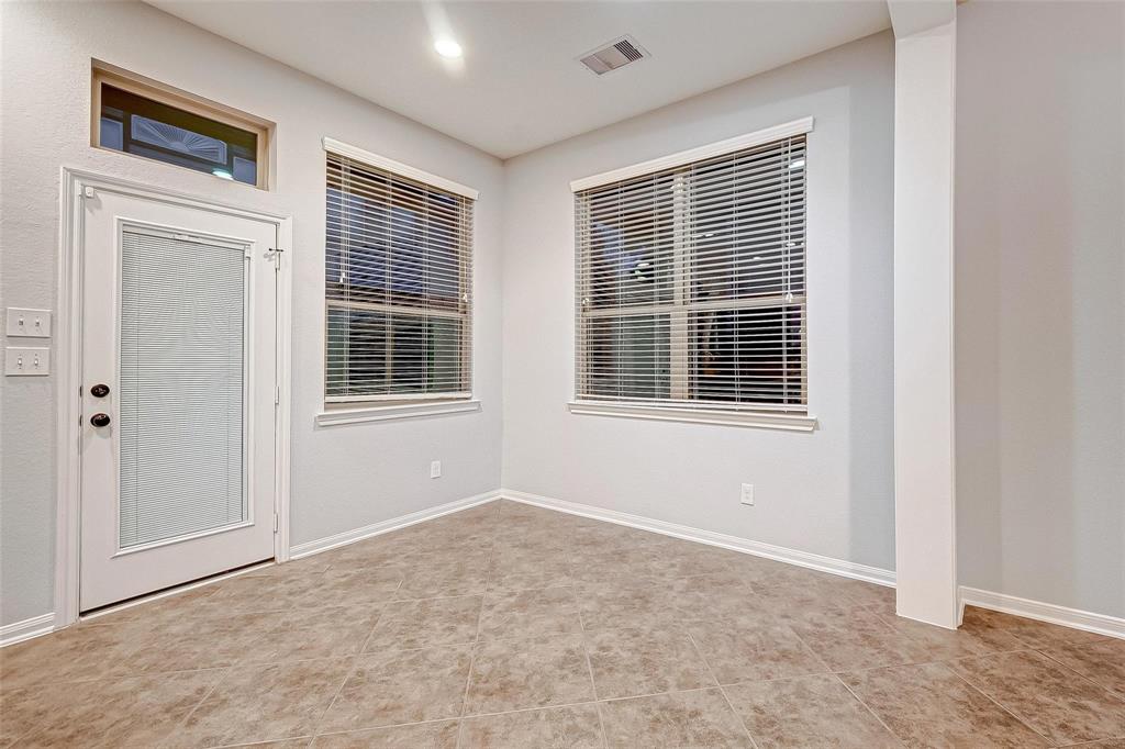 129 Cheswood Manor Drive, The Woodlands, Georgia image 13