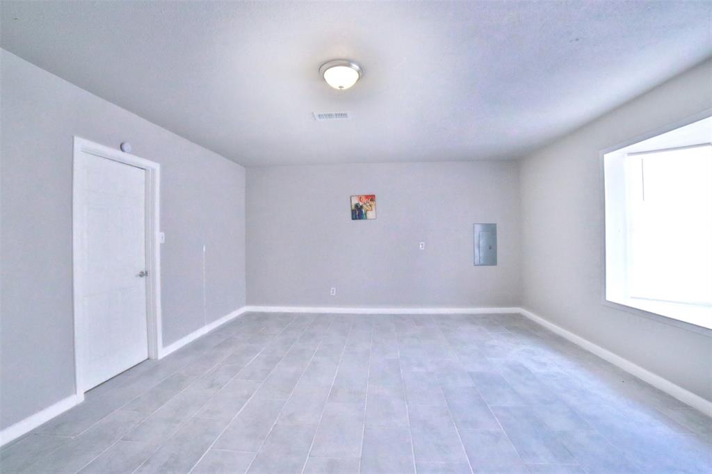 6534 Ledbetter Street, Houston, Texas image 17